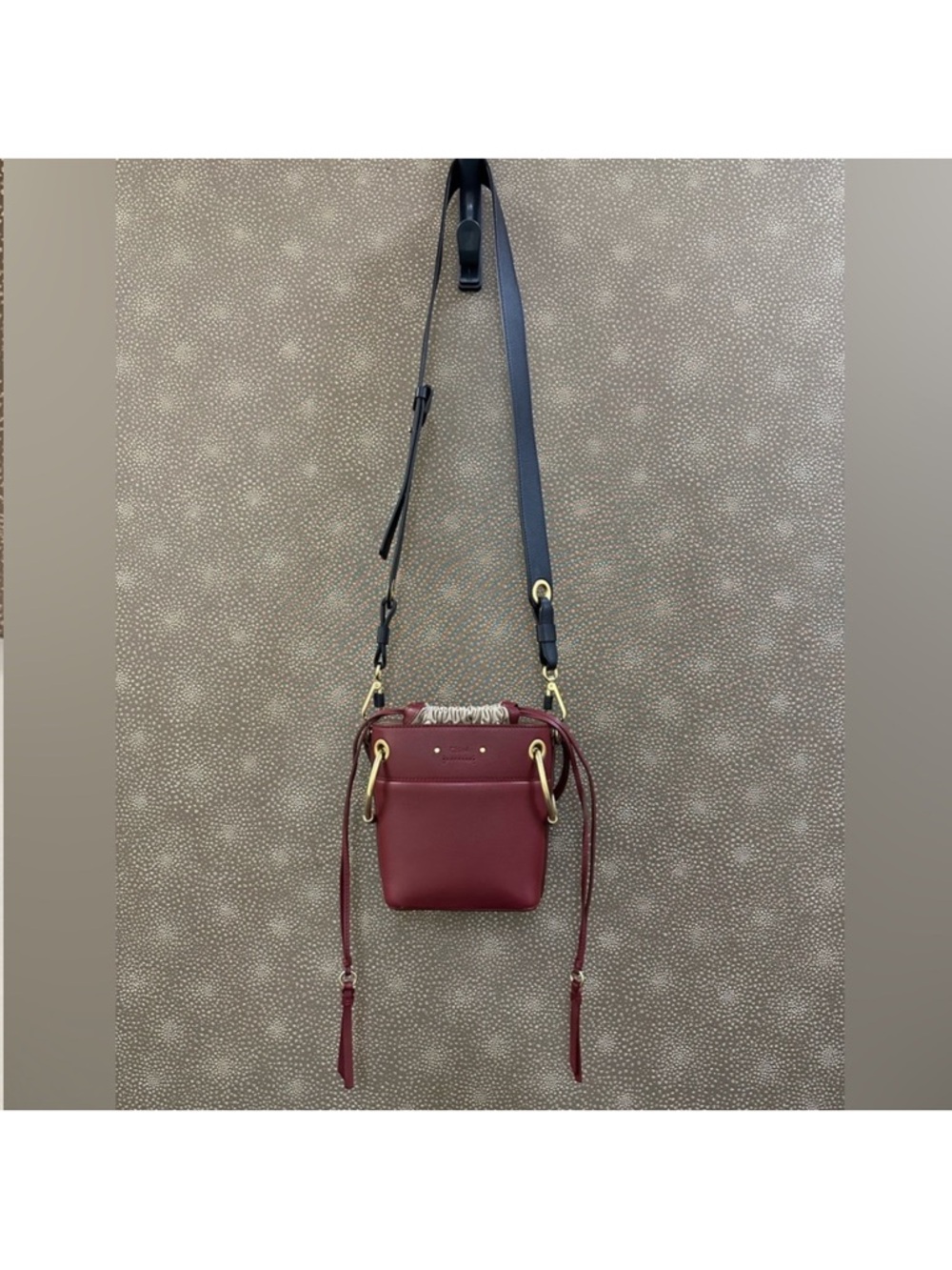 ‼️Authentic Chloe Roy leather Bucket Bag - Picture 2 of 15
